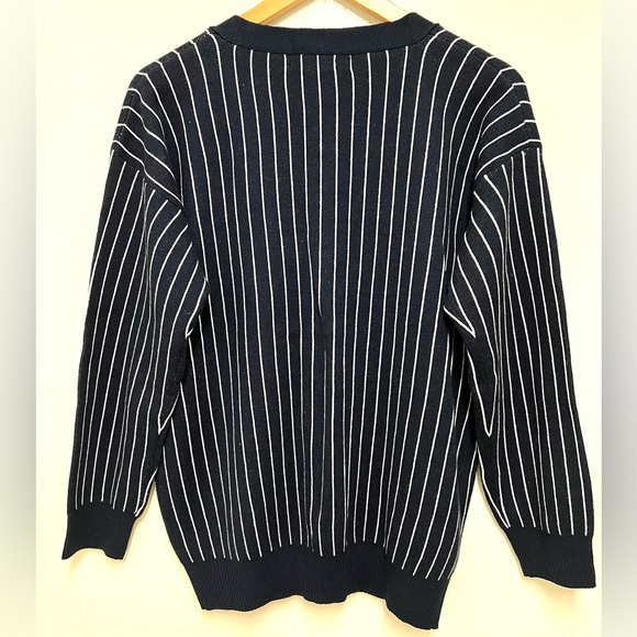 Forever 21 Women's Navy Blue White Stripes V Neck Cardigan 5 Buttons Size S - Picture 8 of 11